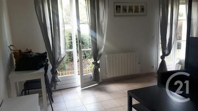 Appartement F1 à louer - 1 pièce - 25.46 m2 - BRIE COMTE ROBERT - 77 - ILE-DE-FRANCE - Century 21 Concept Immobilier