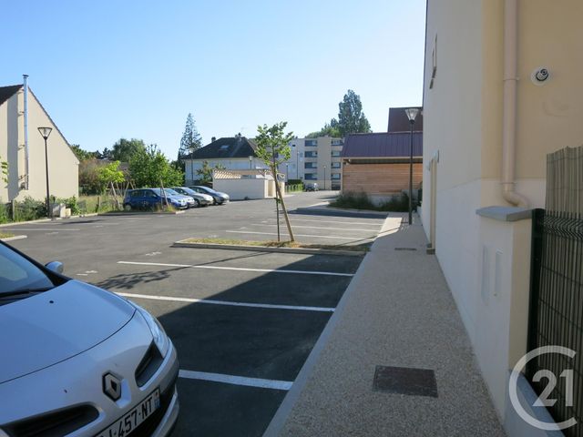 parking à louer - 12.0 m2 - BRIE COMTE ROBERT - 77 - ILE-DE-FRANCE - Century 21 Concept Immobilier
