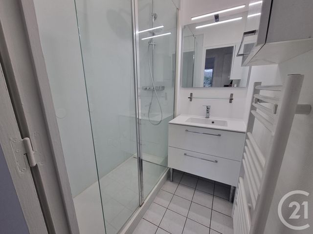 Appartement F3 à louer - 3 pièces - 55.69 m2 - BRIE COMTE ROBERT - 77 - ILE-DE-FRANCE - Century 21 Concept Immobilier