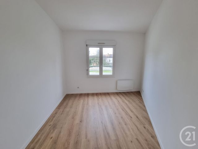 Appartement F3 à louer - 3 pièces - 55.69 m2 - BRIE COMTE ROBERT - 77 - ILE-DE-FRANCE - Century 21 Concept Immobilier