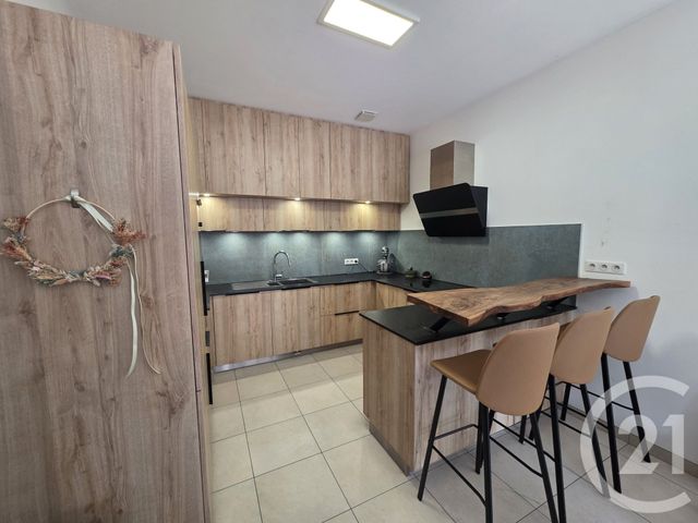 maison à louer - 6 pièces - 141.16 m2 - EVRY GREGY SUR YERRE - 77 - ILE-DE-FRANCE - Century 21 Concept Immobilier