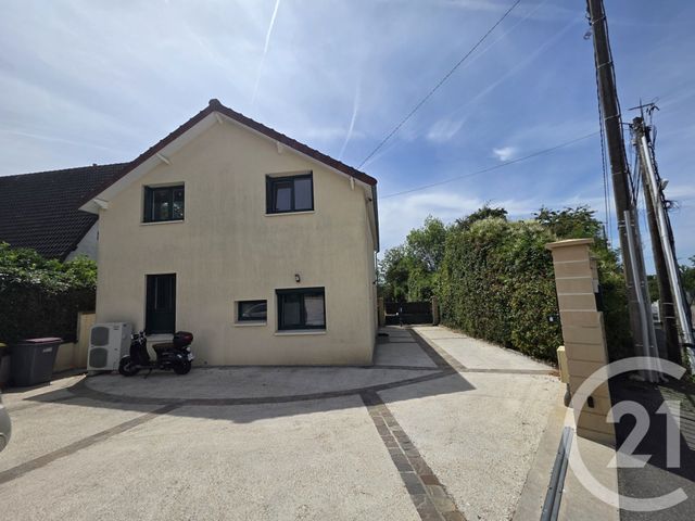 maison à louer - 6 pièces - 141.16 m2 - EVRY GREGY SUR YERRE - 77 - ILE-DE-FRANCE - Century 21 Concept Immobilier