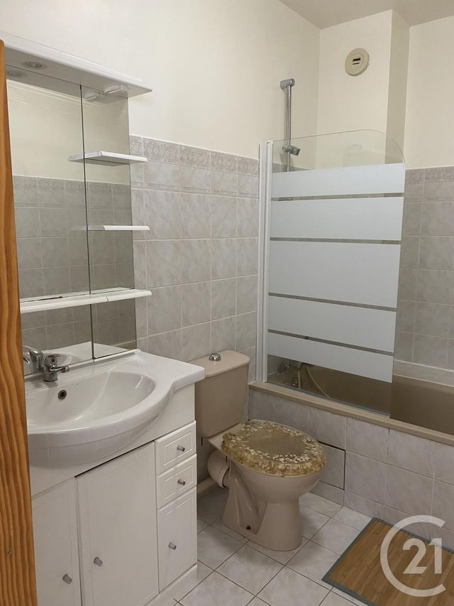 Appartement Studio à vendre - 1 pièce - 29.8 m2 - BRIE COMTE ROBERT - 77 - ILE-DE-FRANCE - Century 21 Concept Immobilier