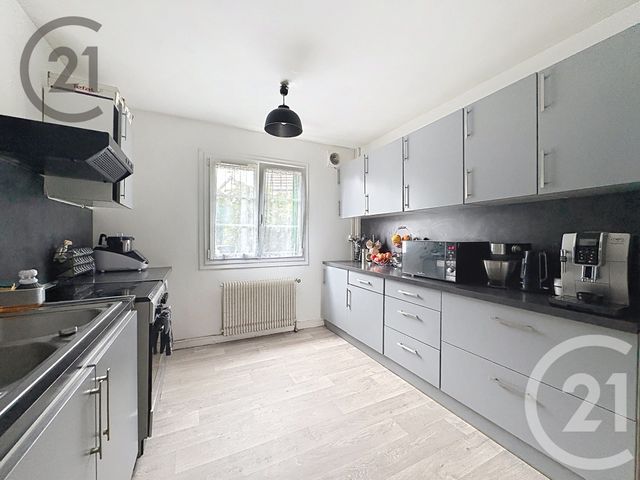 maison à vendre - 6 pièces - 110.0 m2 - BRIE COMTE ROBERT - 77 - ILE-DE-FRANCE - Century 21 Concept Immobilier