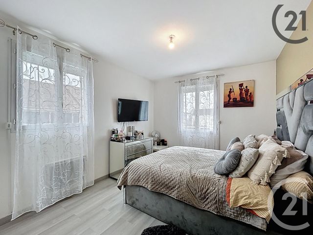 Afficher la photo en grand maison à vendre - 4 pièces - 87.0 m2 - GUIGNES - 77 - ILE-DE-FRANCE - Century 21 Concept Immobilier