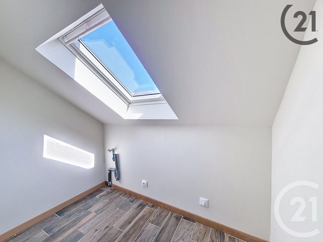 Afficher la photo en grand Appartement à vendre - 2 pièces - 41.7 m2 - BRIE COMTE ROBERT - 77 - ILE-DE-FRANCE - Century 21 Concept Immobilier