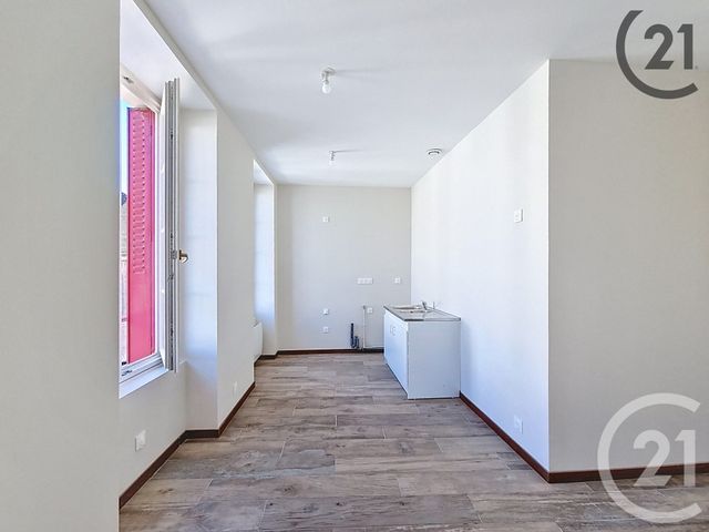 Afficher la photo en grand immeuble à vendre - 147.0 m2 - BRIE COMTE ROBERT - 77 - ILE-DE-FRANCE - Century 21 Concept Immobilier