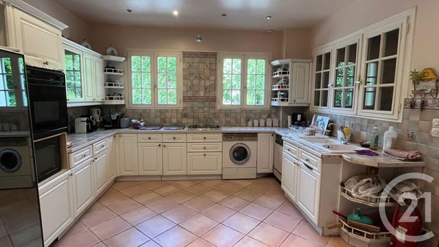 Afficher la photo en grand maison à vendre - 12 pièces - 311.0 m2 - PRESLES EN BRIE - 77 - ILE-DE-FRANCE - Century 21 Concept Immobilier