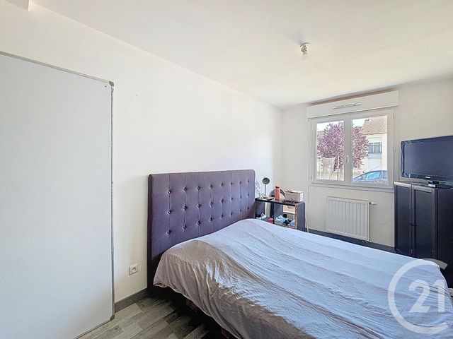 maison à vendre - 6 pièces - 104.79 m2 - CHAUMES EN BRIE - 77 - ILE-DE-FRANCE - Century 21 Concept Immobilier