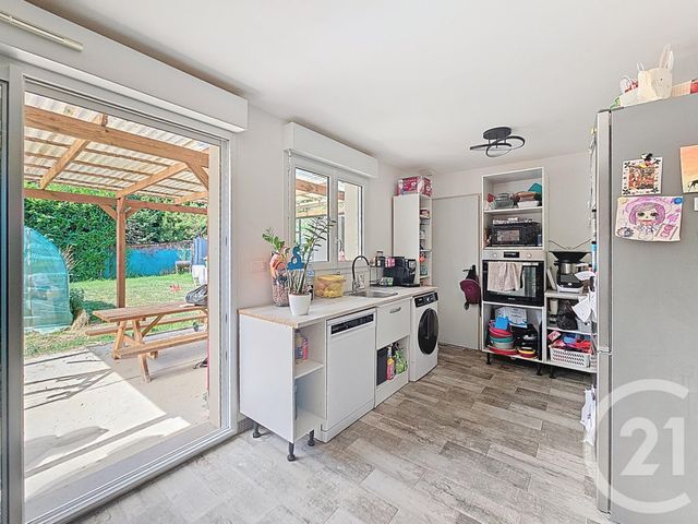 maison à vendre - 6 pièces - 104.79 m2 - CHAUMES EN BRIE - 77 - ILE-DE-FRANCE - Century 21 Concept Immobilier