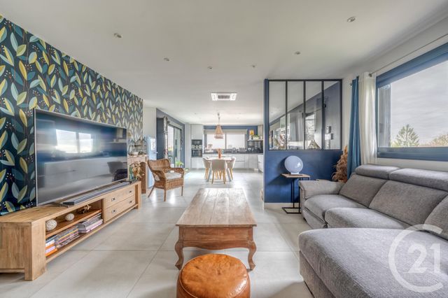 maison à vendre - 6 pièces - 178.5 m2 - OZOUER LE VOULGIS - 77 - ILE-DE-FRANCE - Century 21 Concept Immobilier