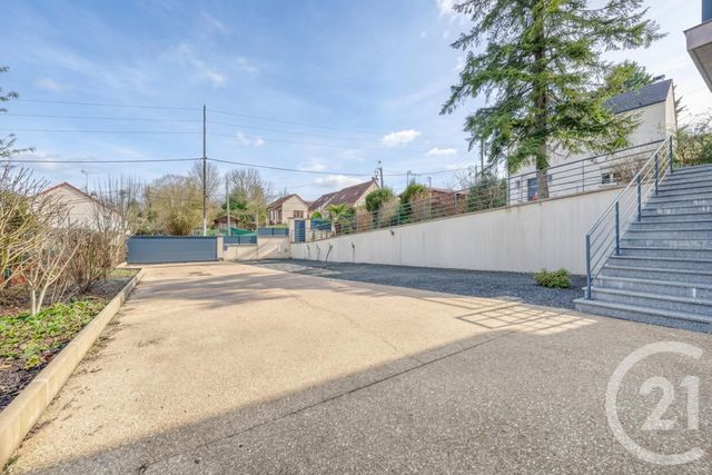 maison à vendre - 6 pièces - 178.5 m2 - OZOUER LE VOULGIS - 77 - ILE-DE-FRANCE - Century 21 Concept Immobilier