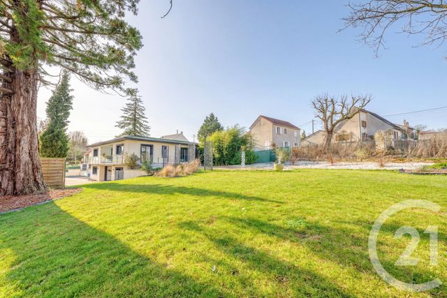 maison à vendre - 6 pièces - 178.5 m2 - OZOUER LE VOULGIS - 77 - ILE-DE-FRANCE - Century 21 Concept Immobilier