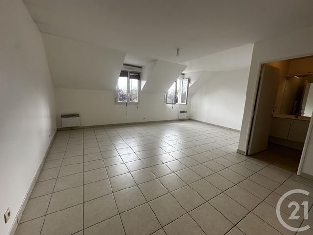 Appartement F1 à louer - 1 pièce - 35.96 m2 - BRIE COMTE ROBERT - 77 - ILE-DE-FRANCE - Century 21 Concept Immobilier