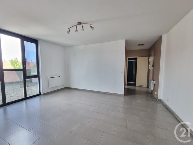 Appartement F2 à louer - 2 pièces - 49.98 m2 - MORMANT - 77 - ILE-DE-FRANCE - Century 21 Concept Immobilier