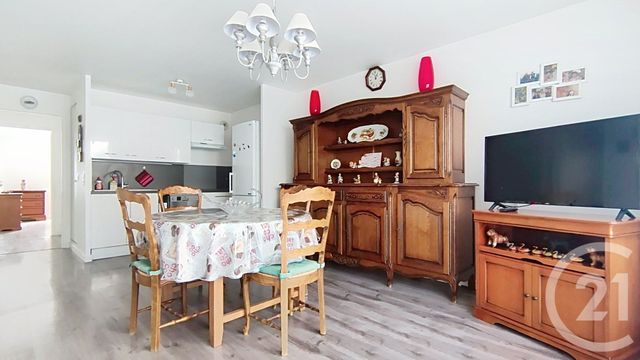 Appartement F3 à vendre - 3 pièces - 58.03 m2 - BRIE COMTE ROBERT - 77 - ILE-DE-FRANCE - Century 21 Concept Immobilier