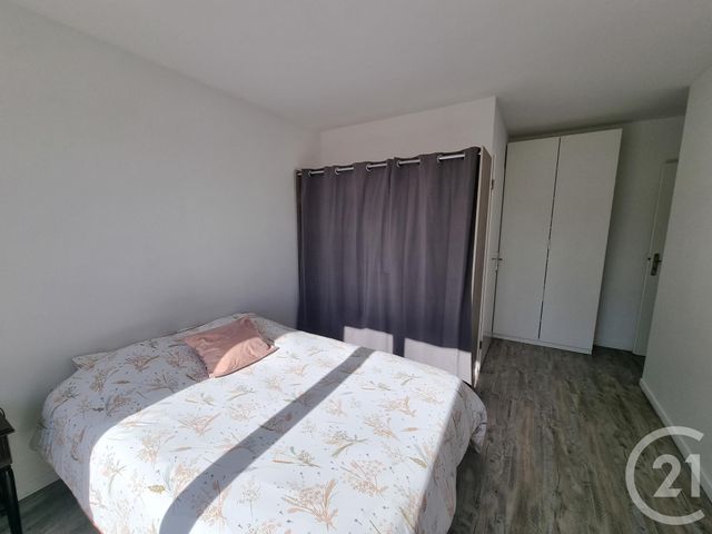 Afficher la photo en grand Appartement F4 à louer - 4 pièces - 79.96 m2 - BRIE COMTE ROBERT - 77 - ILE-DE-FRANCE - Century 21 Concept Immobilier