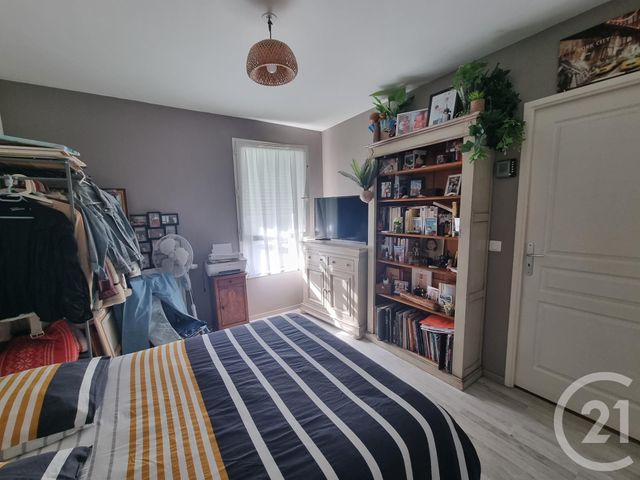 Appartement F2 à louer - 2 pièces - 39.67 m2 - BRIE COMTE ROBERT - 77 - ILE-DE-FRANCE - Century 21 Concept Immobilier