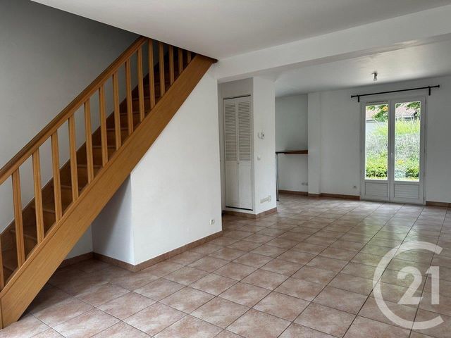 Afficher la photo en grand maison à louer - 3 pièces - 70.1 m2 - GRISY SUISNES - 77 - ILE-DE-FRANCE - Century 21 Concept Immobilier