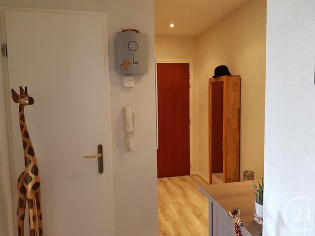 Appartement F3 à louer - 3 pièces - 64.01 m2 - BRIE COMTE ROBERT - 77 - ILE-DE-FRANCE - Century 21 Concept Immobilier