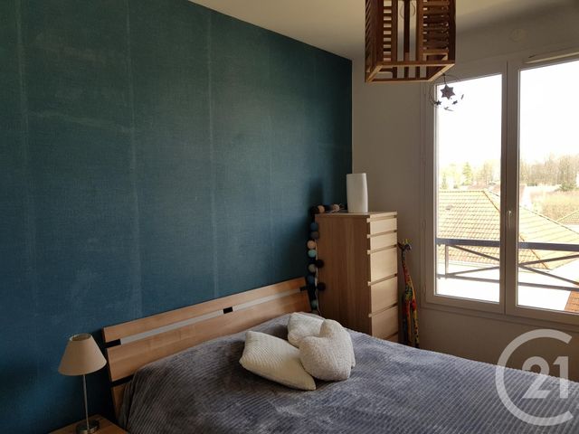 Appartement F3 à louer - 3 pièces - 64.01 m2 - BRIE COMTE ROBERT - 77 - ILE-DE-FRANCE - Century 21 Concept Immobilier