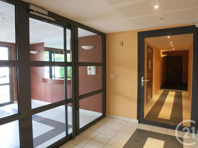 Appartement F3 à louer - 3 pièces - 64.01 m2 - BRIE COMTE ROBERT - 77 - ILE-DE-FRANCE - Century 21 Concept Immobilier