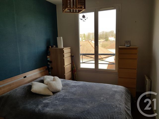 Appartement F3 à louer - 3 pièces - 64.01 m2 - BRIE COMTE ROBERT - 77 - ILE-DE-FRANCE - Century 21 Concept Immobilier