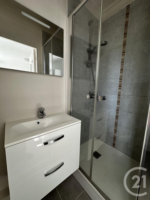 Appartement F1 à louer - 1 pièce - 21.89 m2 - BRIE COMTE ROBERT - 77 - ILE-DE-FRANCE - Century 21 Concept Immobilier