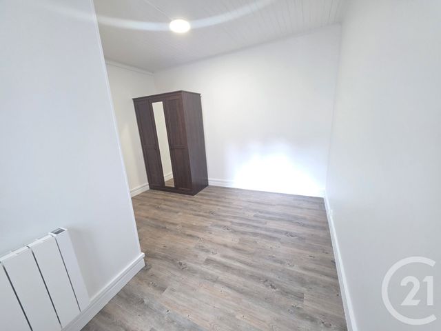 Appartement F2 à louer - 2 pièces - 39.58 m2 - BRIE COMTE ROBERT - 77 - ILE-DE-FRANCE - Century 21 Concept Immobilier