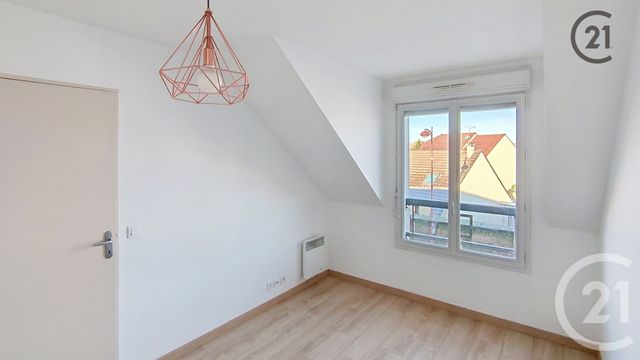 Appartement F2 à vendre - 2 pièces - 37.94 m2 - CHEVRY COSSIGNY - 77 - ILE-DE-FRANCE - Century 21 Concept Immobilier