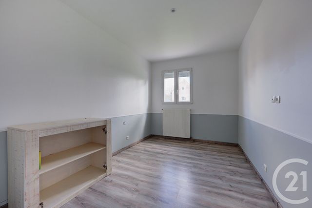 Appartement T6 à vendre - 10 pièces - 309.96 m2 - EVRY GREGY SUR YERRE - 77 - ILE-DE-FRANCE - Century 21 Concept Immobilier