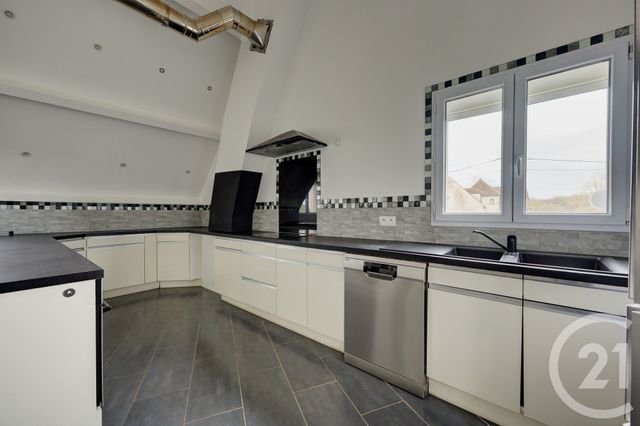 Appartement T6 à vendre - 10 pièces - 309.96 m2 - EVRY GREGY SUR YERRE - 77 - ILE-DE-FRANCE - Century 21 Concept Immobilier