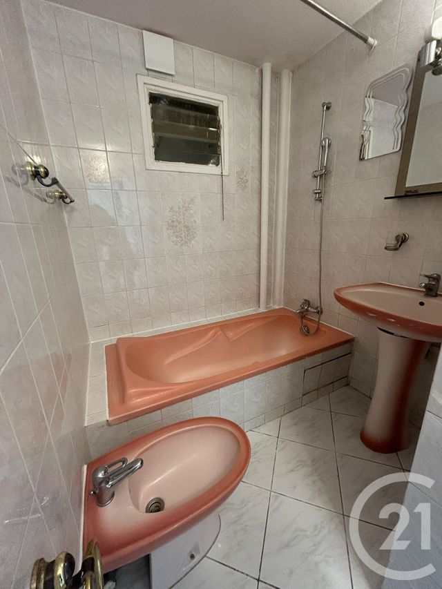 Appartement F3 à louer - 3 pièces - 67.15 m2 - CHAMPIGNY SUR MARNE - 94 - ILE-DE-FRANCE - Century 21 Concept Immobilier