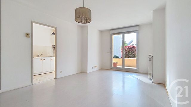 Appartement F3 à vendre - 3 pièces - 59.1 m2 - BRIE COMTE ROBERT - 77 - ILE-DE-FRANCE - Century 21 Concept Immobilier