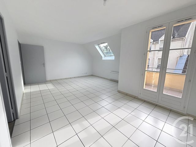 Appartement F2 à vendre - 2 pièces - 44.71 m2 - BRIE COMTE ROBERT - 77 - ILE-DE-FRANCE - Century 21 Concept Immobilier