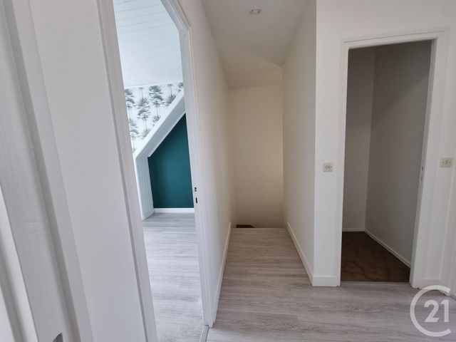 maison à louer - 5 pièces - 93.05 m2 - BRIE COMTE ROBERT - 77 - ILE-DE-FRANCE - Century 21 Concept Immobilier