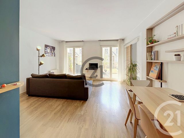 Appartement F2 à vendre - 2 pièces - 50.21 m2 - BRIE COMTE ROBERT - 77 - ILE-DE-FRANCE - Century 21 Concept Immobilier