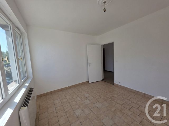 Appartement F2 à louer - 2 pièces - 41.65 m2 - BRIE COMTE ROBERT - 77 - ILE-DE-FRANCE - Century 21 Concept Immobilier