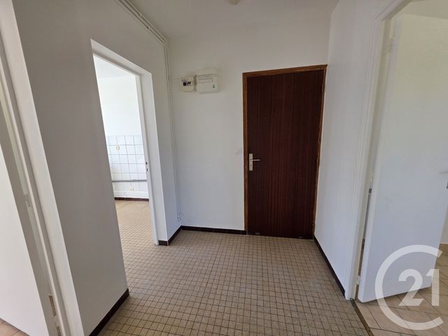 Appartement F2 à louer - 2 pièces - 41.65 m2 - BRIE COMTE ROBERT - 77 - ILE-DE-FRANCE - Century 21 Concept Immobilier