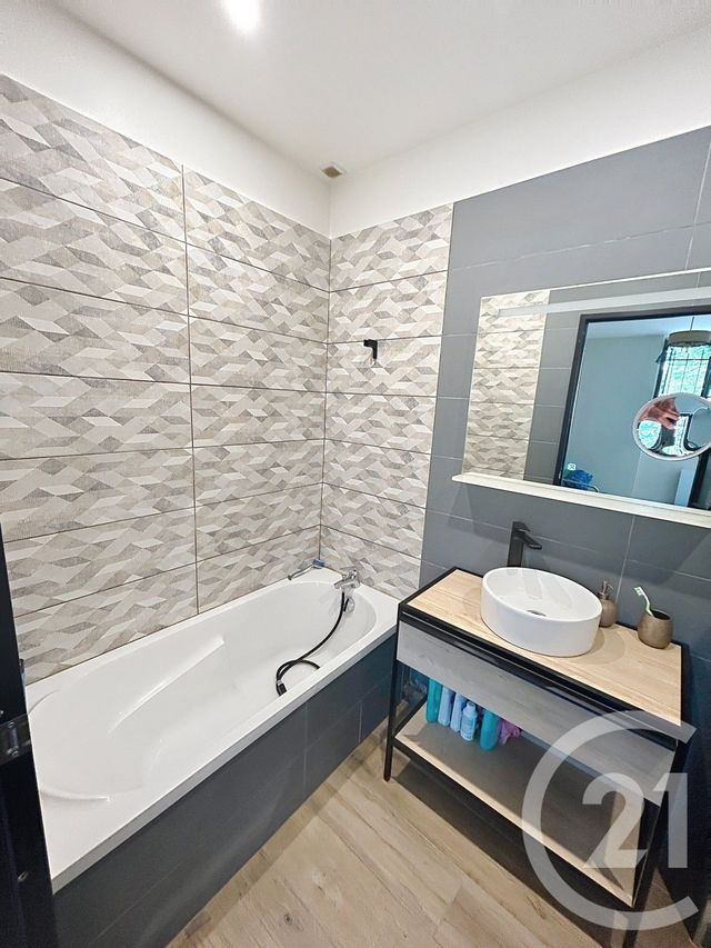 Appartement Souplex à vendre - 4 pièces - 101.31 m2 - BRIE COMTE ROBERT - 77 - ILE-DE-FRANCE - Century 21 Concept Immobilier