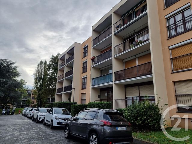 Appartement F2 à louer - 2 pièces - 53.0 m2 - VILLECRESNES - 94 - ILE-DE-FRANCE - Century 21 Concept Immobilier