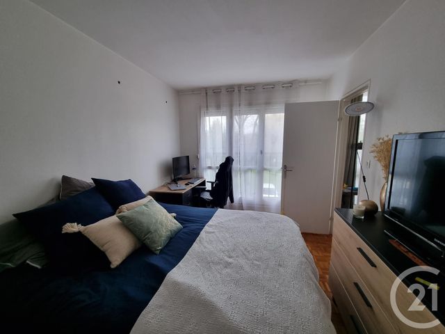 Appartement F2 à louer - 2 pièces - 53.0 m2 - VILLECRESNES - 94 - ILE-DE-FRANCE - Century 21 Concept Immobilier