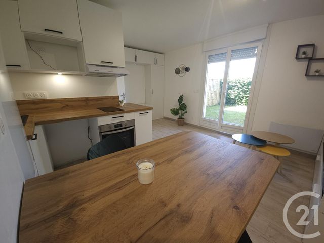 Appartement Studio à louer - 1 pièce - 24.4 m2 - BRIE COMTE ROBERT - 77 - ILE-DE-FRANCE - Century 21 Concept Immobilier