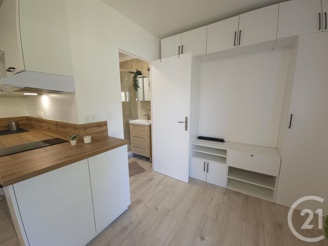 Appartement Studio à louer - 1 pièce - 24.4 m2 - BRIE COMTE ROBERT - 77 - ILE-DE-FRANCE - Century 21 Concept Immobilier