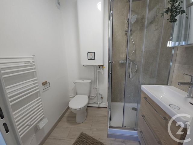 Appartement Studio à louer - 1 pièce - 24.4 m2 - BRIE COMTE ROBERT - 77 - ILE-DE-FRANCE - Century 21 Concept Immobilier