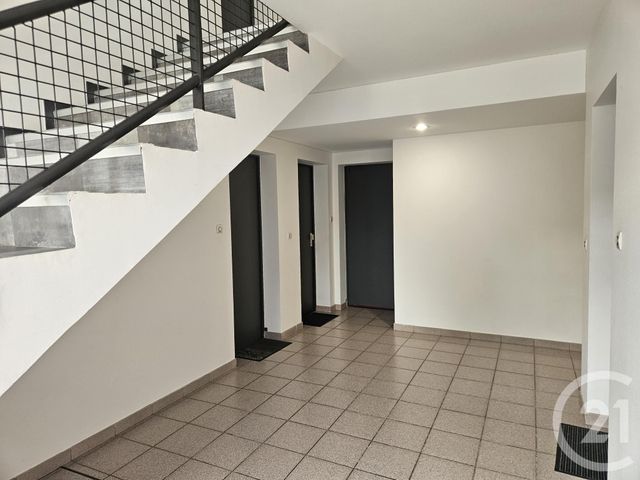 Appartement Studio à louer - 1 pièce - 24.4 m2 - BRIE COMTE ROBERT - 77 - ILE-DE-FRANCE - Century 21 Concept Immobilier