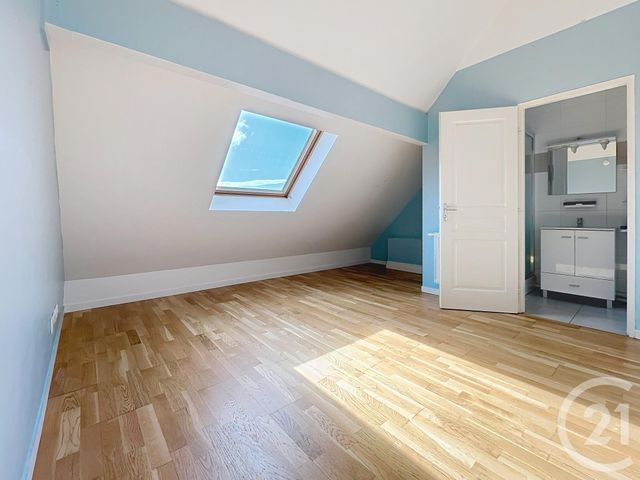 Appartement Triplex à vendre - 4 pièces - 68.91 m2 - BRIE COMTE ROBERT - 77 - ILE-DE-FRANCE - Century 21 Concept Immobilier