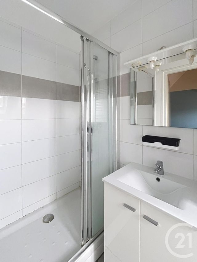 Appartement Triplex à vendre - 4 pièces - 68.91 m2 - BRIE COMTE ROBERT - 77 - ILE-DE-FRANCE - Century 21 Concept Immobilier