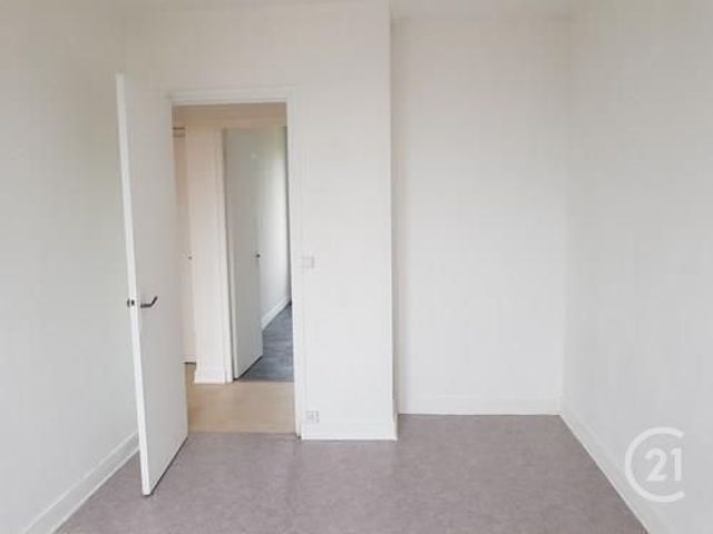 Appartement F4 à louer - 4 pièces - 63.19 m2 - BRIE COMTE ROBERT - 77 - ILE-DE-FRANCE - Century 21 Concept Immobilier
