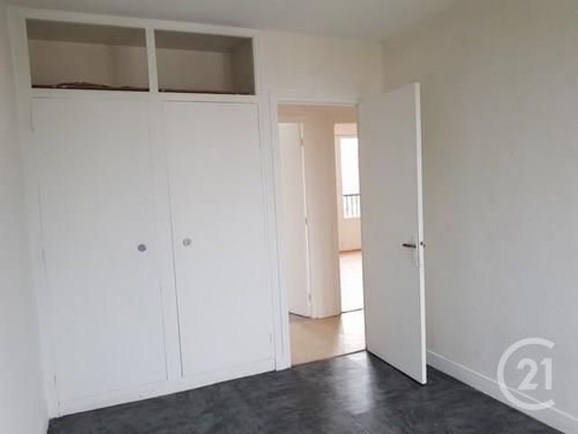 Appartement F4 à louer - 4 pièces - 63.19 m2 - BRIE COMTE ROBERT - 77 - ILE-DE-FRANCE - Century 21 Concept Immobilier